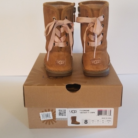 UGG Other - UGG little kids boots size 8 corene